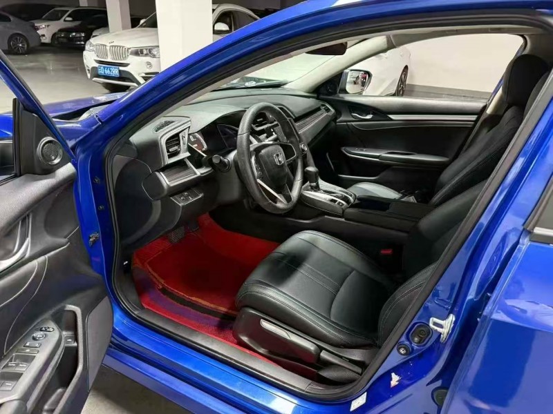 昆明19年本田思域5