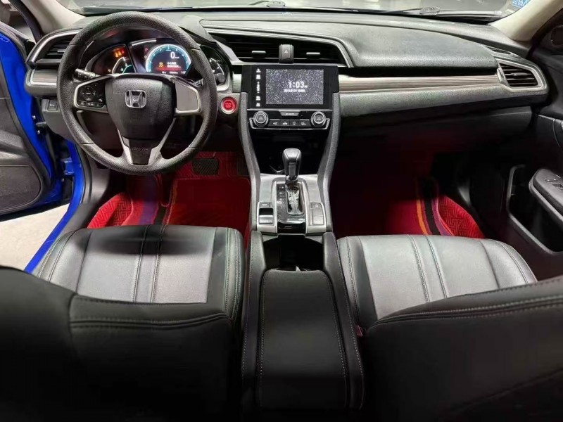 昆明19年本田思域7