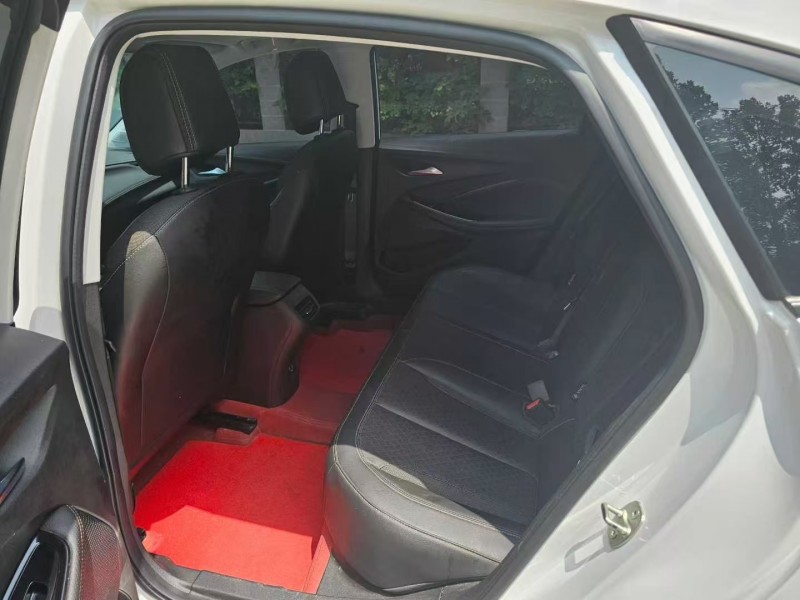 淄博23年别克威朗6