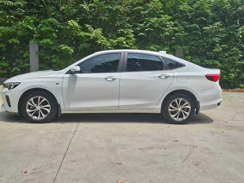 淄博23年别克威朗8