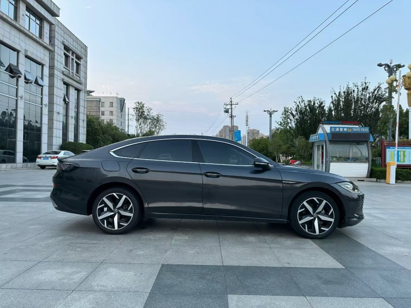 枣庄23年大众凌渡7