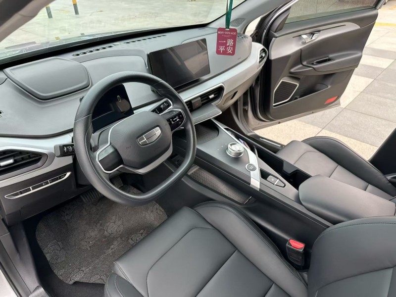 枣庄24年吉利几何4