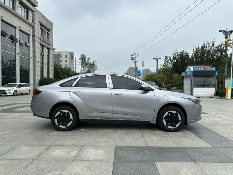 枣庄24年吉利几何7