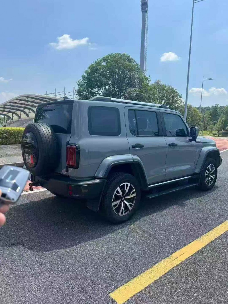 北海22年长城汽车坦克8