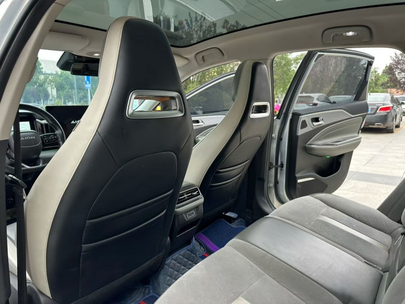 枣庄22年传祺埃安S5