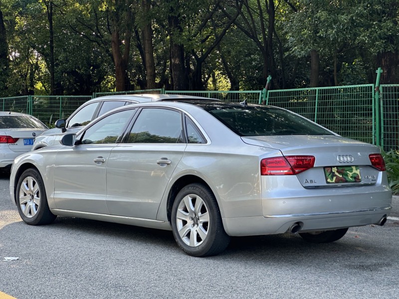 东莞12年奥迪A8L7
