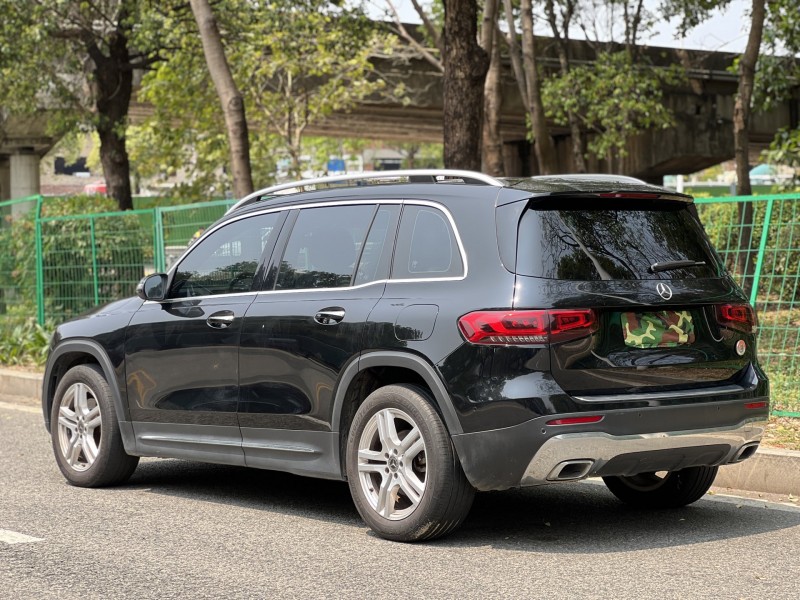 东莞21年奔驰GLB7