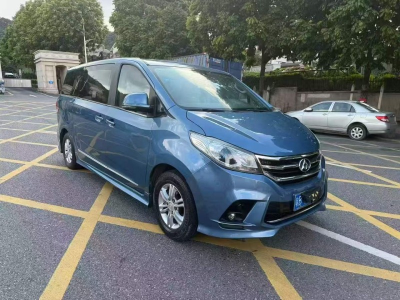 广州16年大通G102