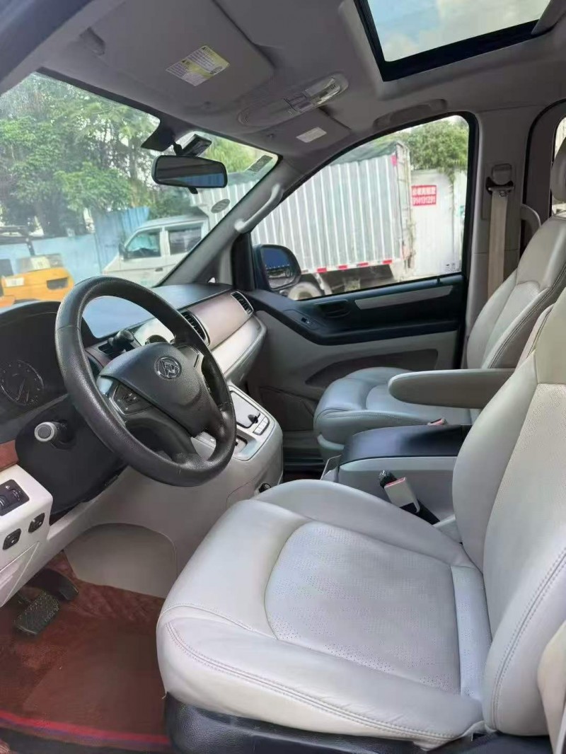 广州16年大通G106