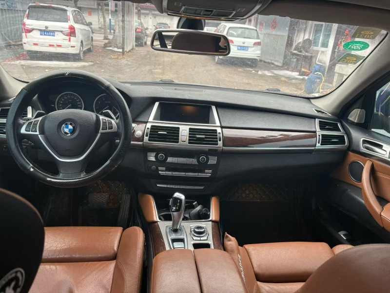 郑州12年宝马X67