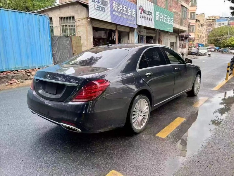 广州14年奔驰S8