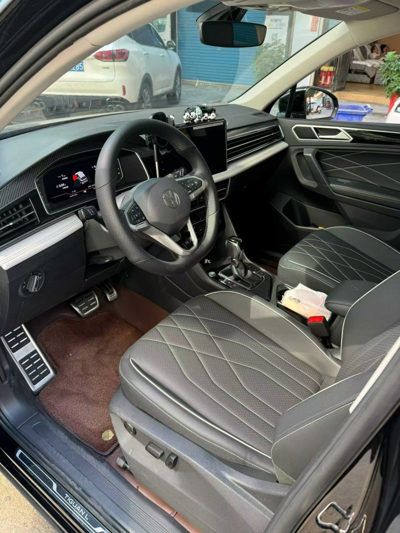 益阳25年大众途观3