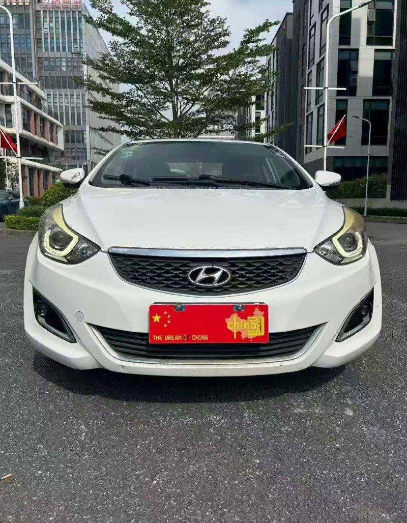 广州16年现代朗动1