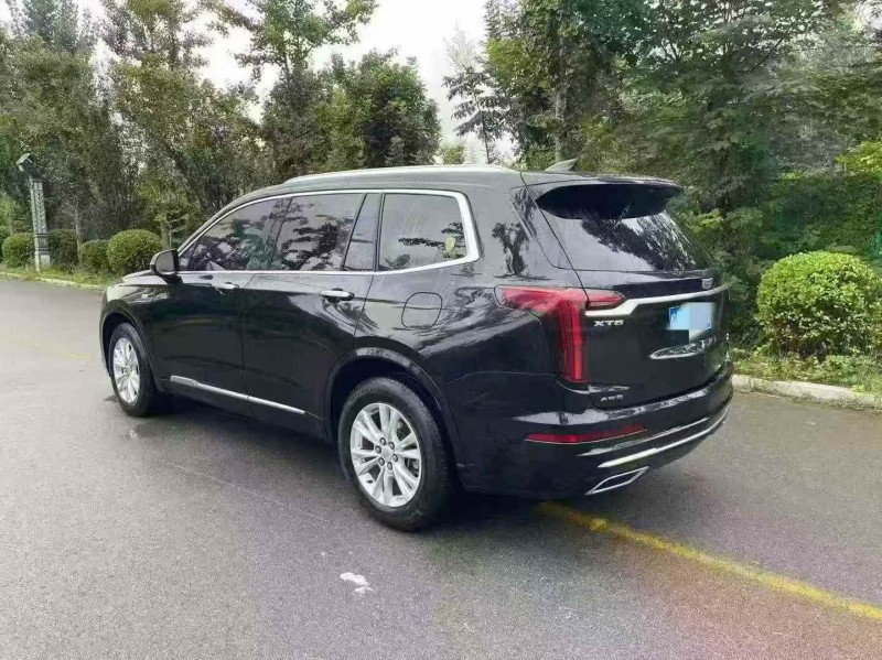 威海20年凯迪拉克XT67