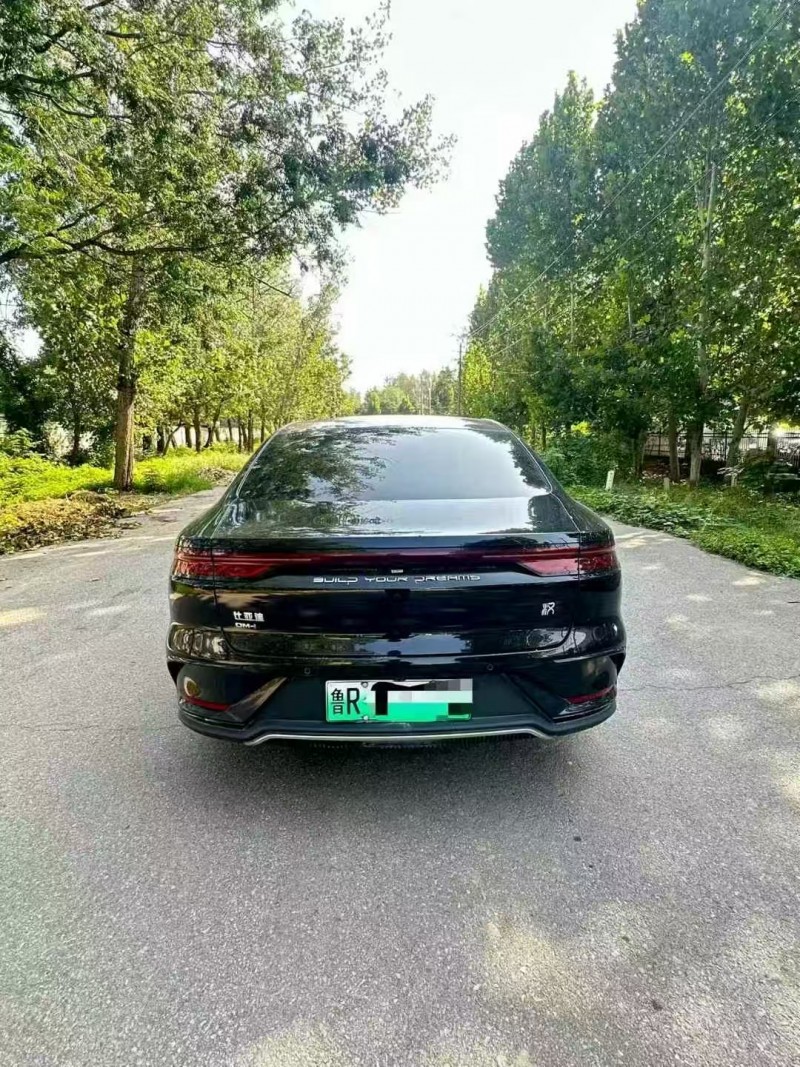 威海23年比亚迪汉2