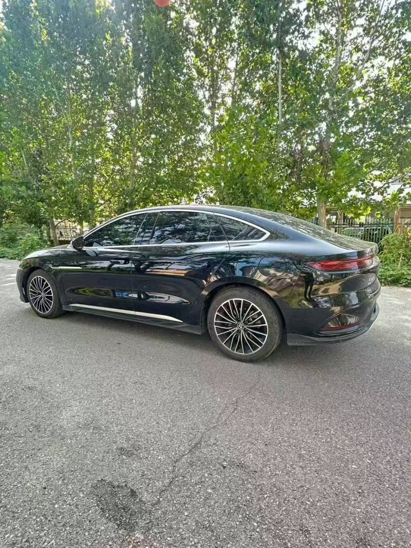 威海23年比亚迪汉5