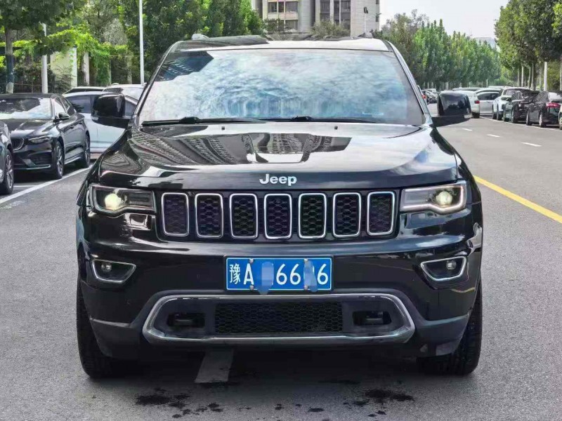 郑州19年Jeep大切诺基1