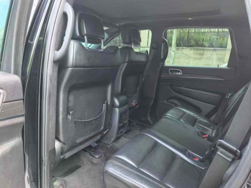 郑州19年Jeep大切诺基5