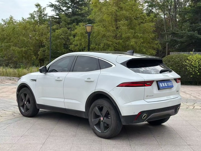 青岛20年捷豹E-PACE8