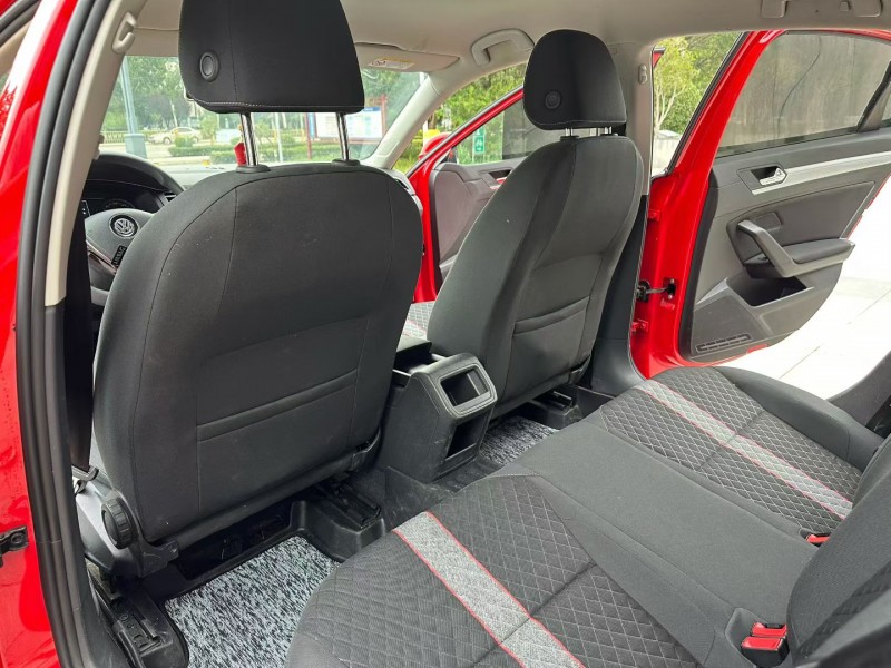 枣庄21年大众凌渡5