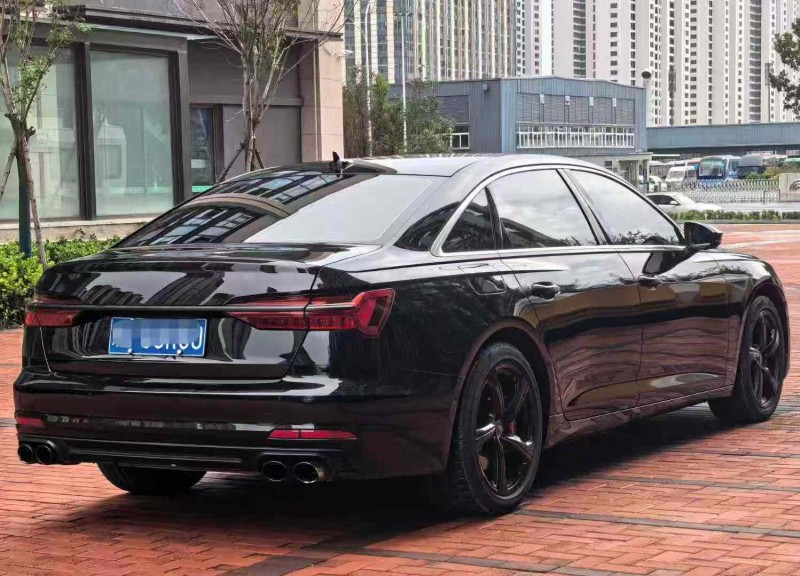 郑州21年奥迪A6L9