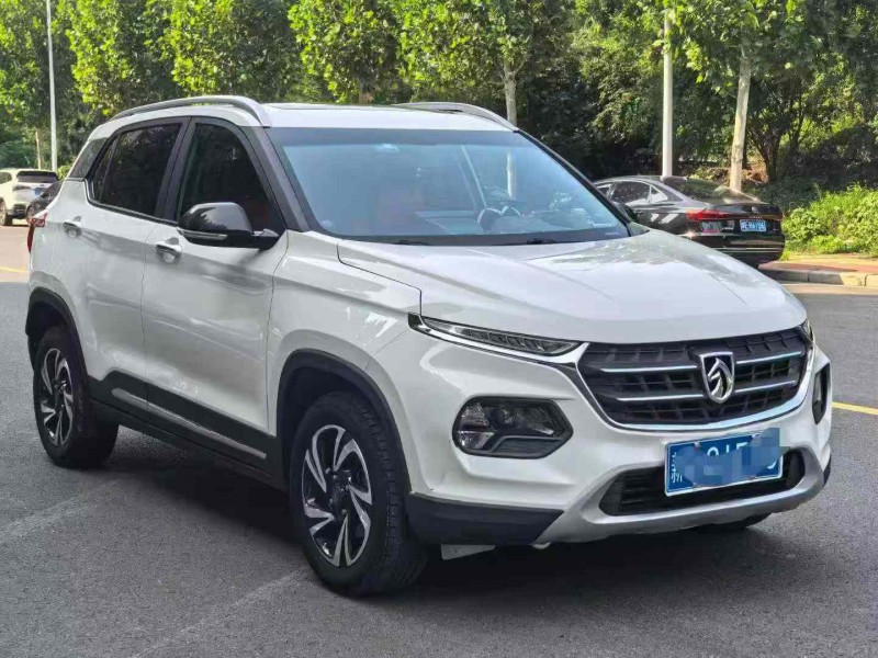 郑州17年宝骏5102