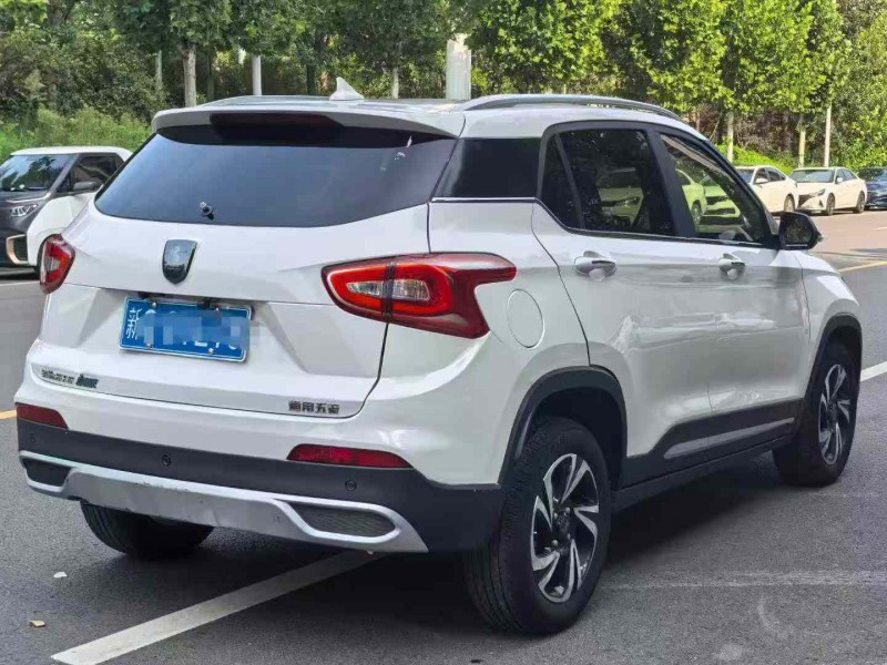 郑州17年宝骏5108