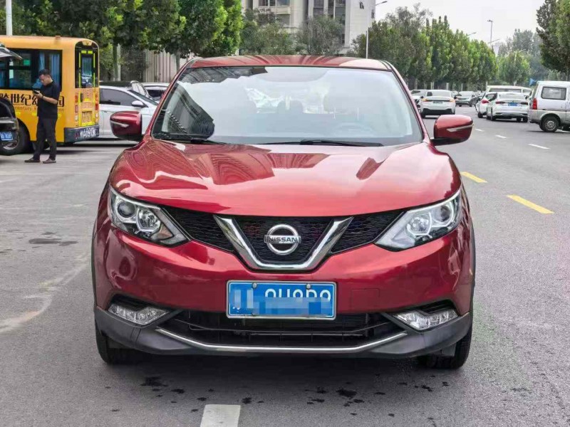 郑州17年日产逍客1