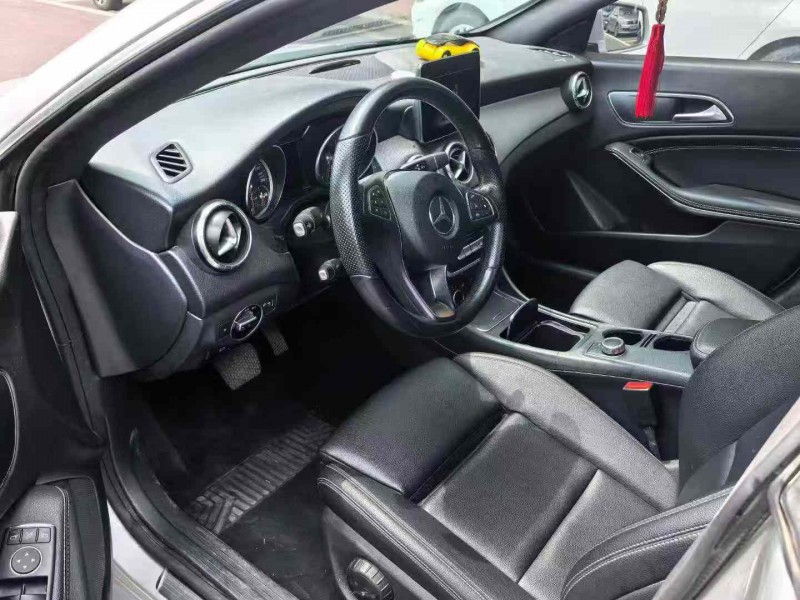 郑州18年奔驰CLA7