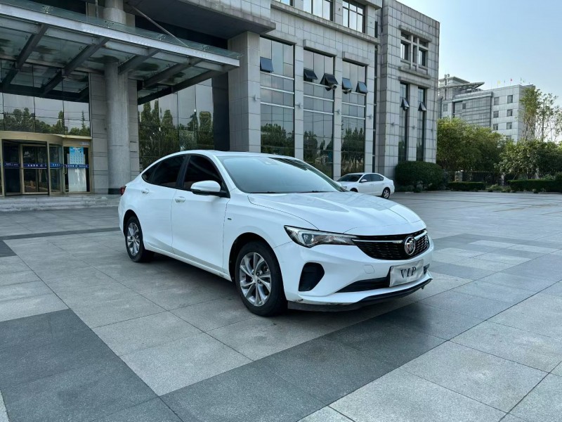 枣庄22年别克威朗3