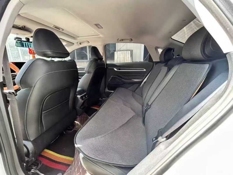 宁波24年吉利帝豪8