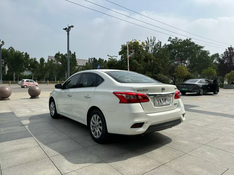 枣庄18年日产轩逸9