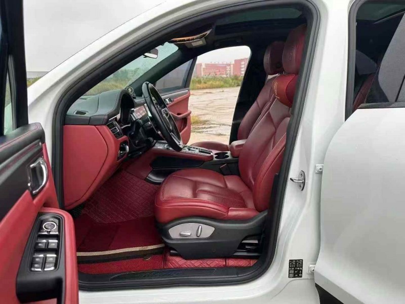 秦皇岛20年保时捷Macan6