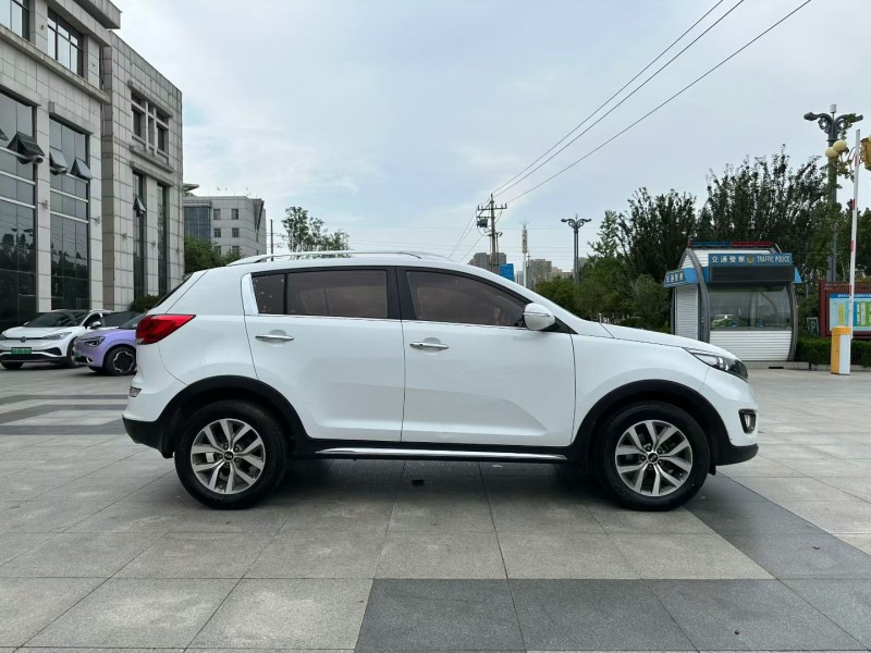 枣庄16年起亚智跑7