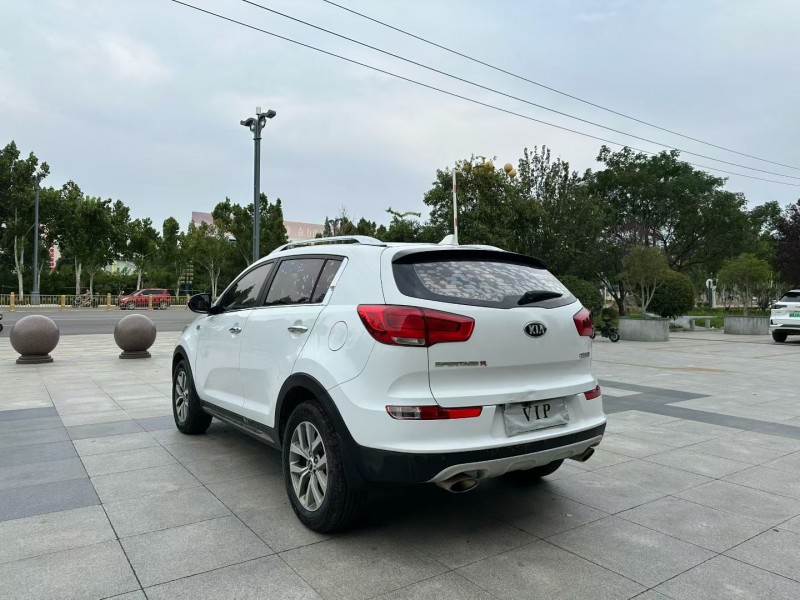 枣庄16年起亚智跑8