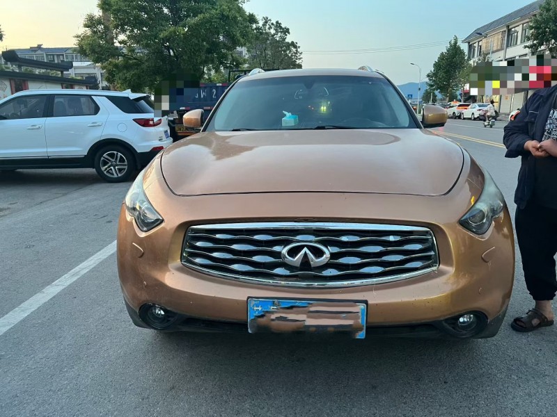 徐州12年英菲尼迪FX351