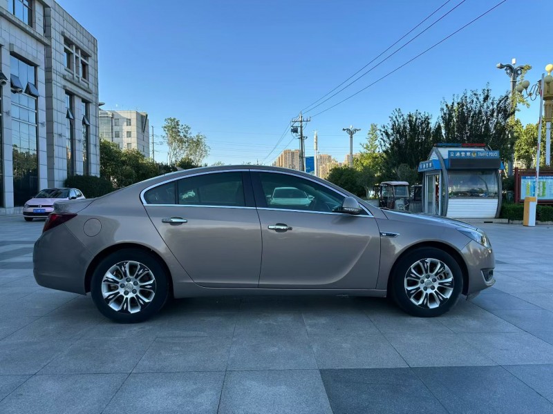 枣庄16年别克君威7