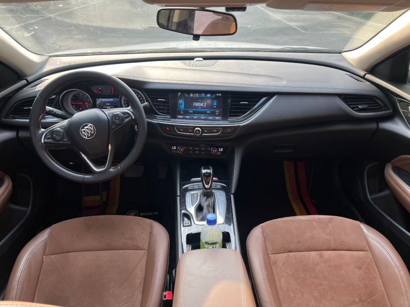 徐州20年别克君威4