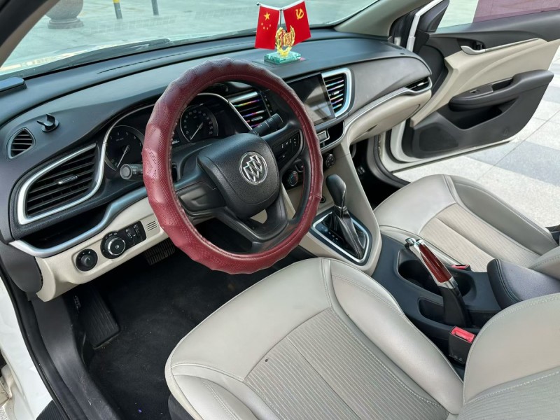 枣庄17年别克英朗GT4