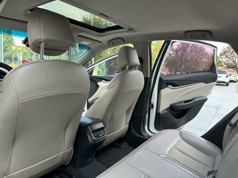 枣庄17年别克英朗GT5