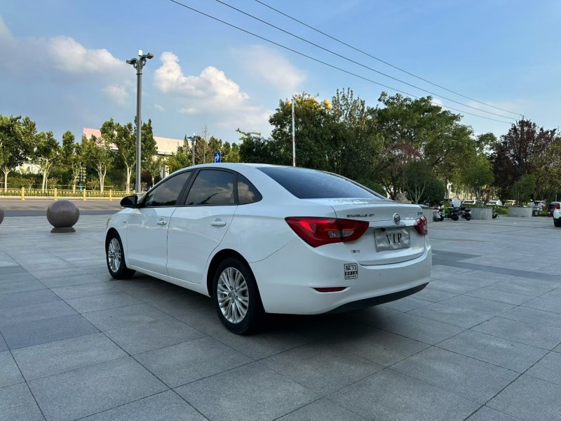 枣庄17年别克英朗GT9