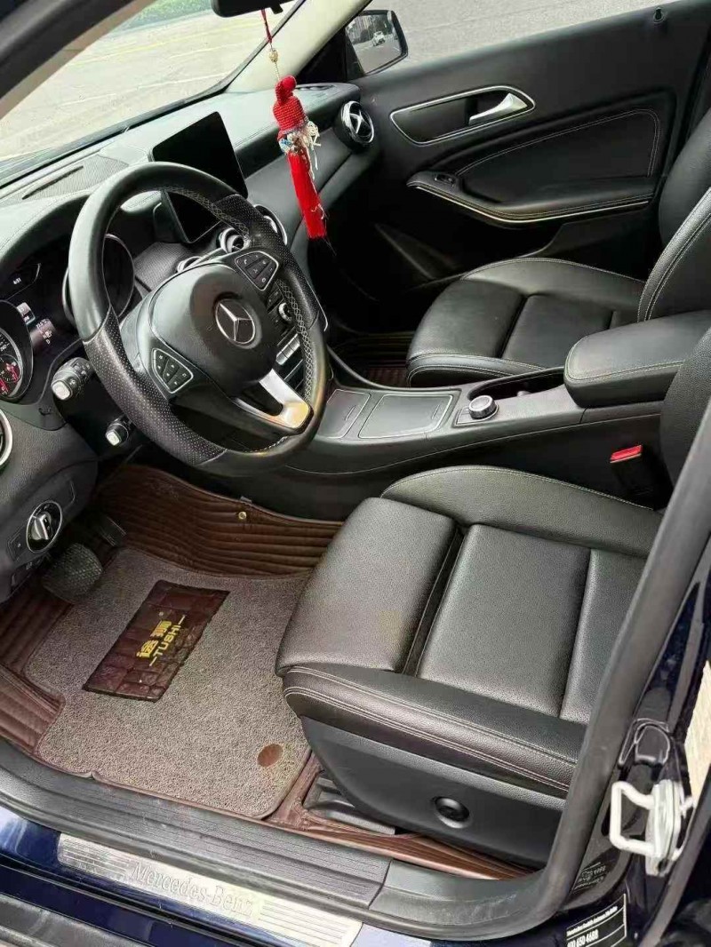 蚌埠17年奔驰GLA5