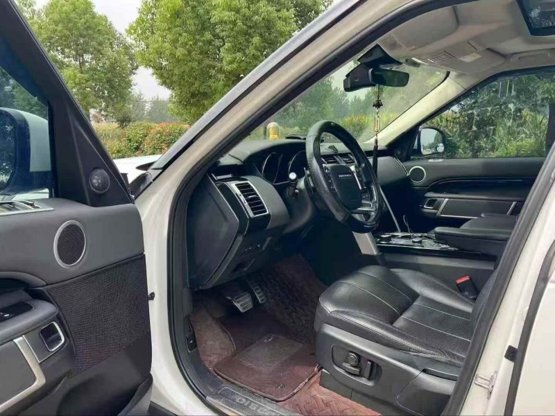 盐城19年路虎发现6