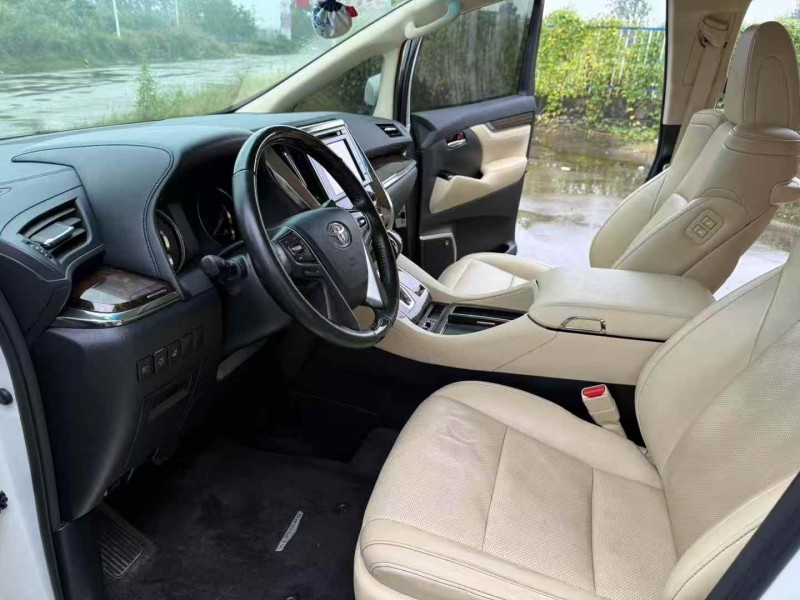 徐州18年丰田埃尔法4