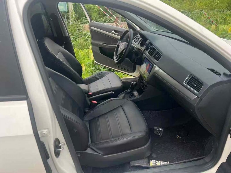 湖州18年大众朗逸3