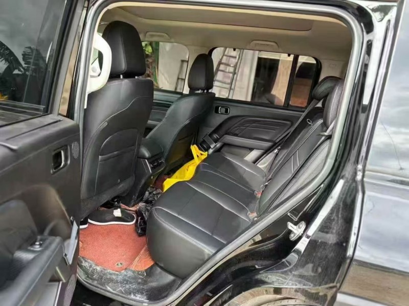 汕头23年哈弗猛龙HI43