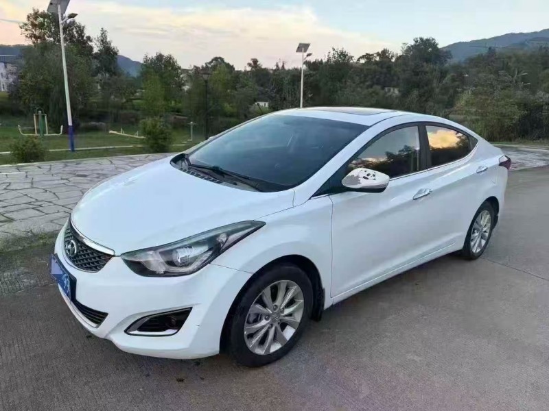 三明17年现代朗动3