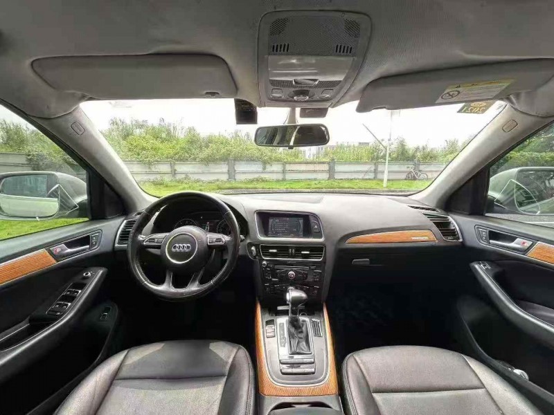 广州15年奥迪Q54