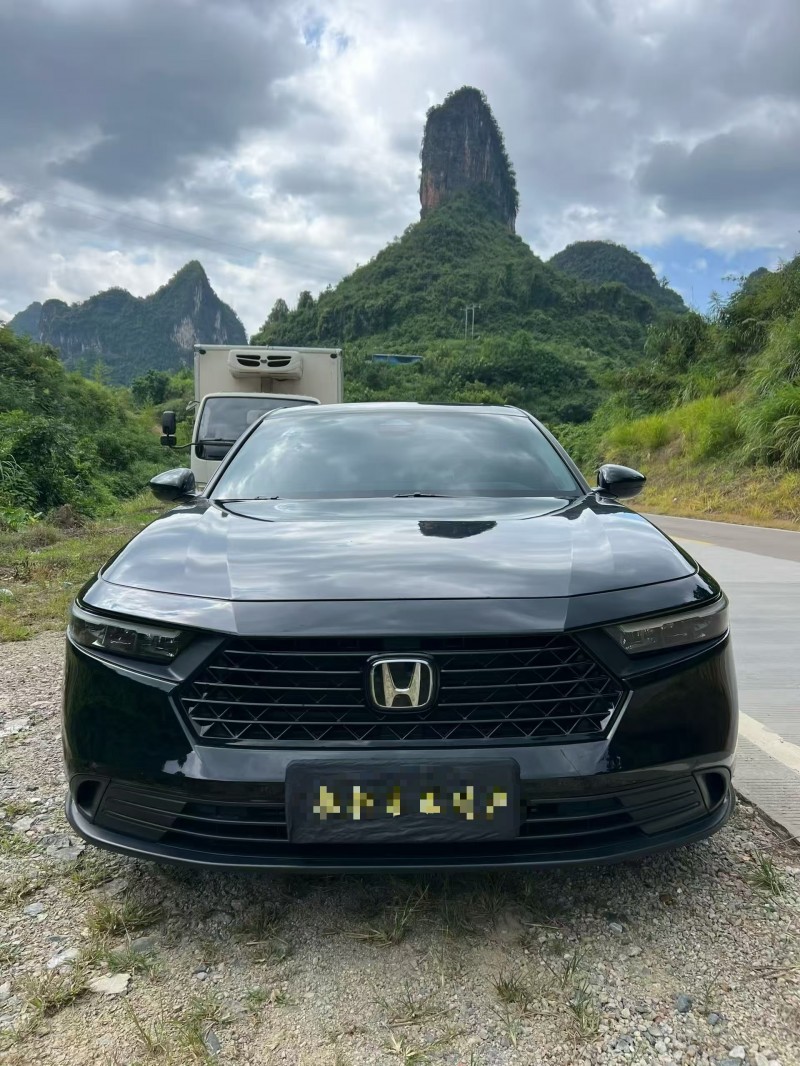 桂林23年本田雅阁1