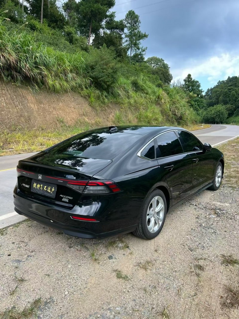 桂林23年本田雅阁9